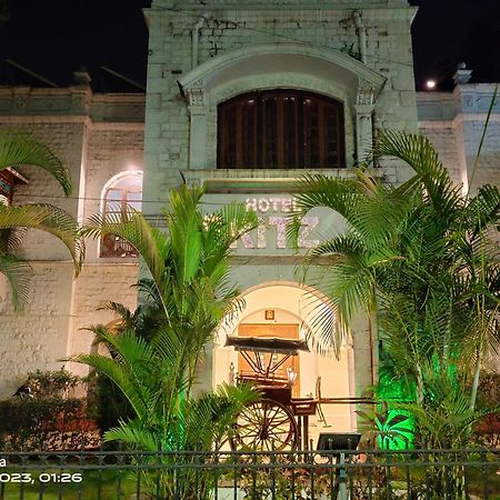 Hotel Ritz Pune Exterior foto