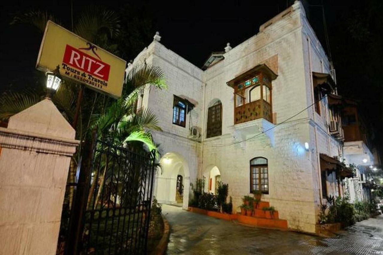 Hotel Ritz Pune Exterior foto