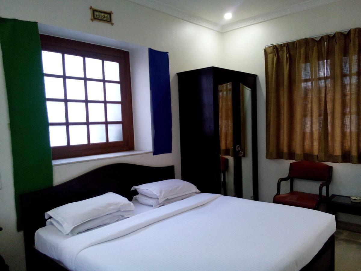 Hotel Ritz Pune Exterior foto