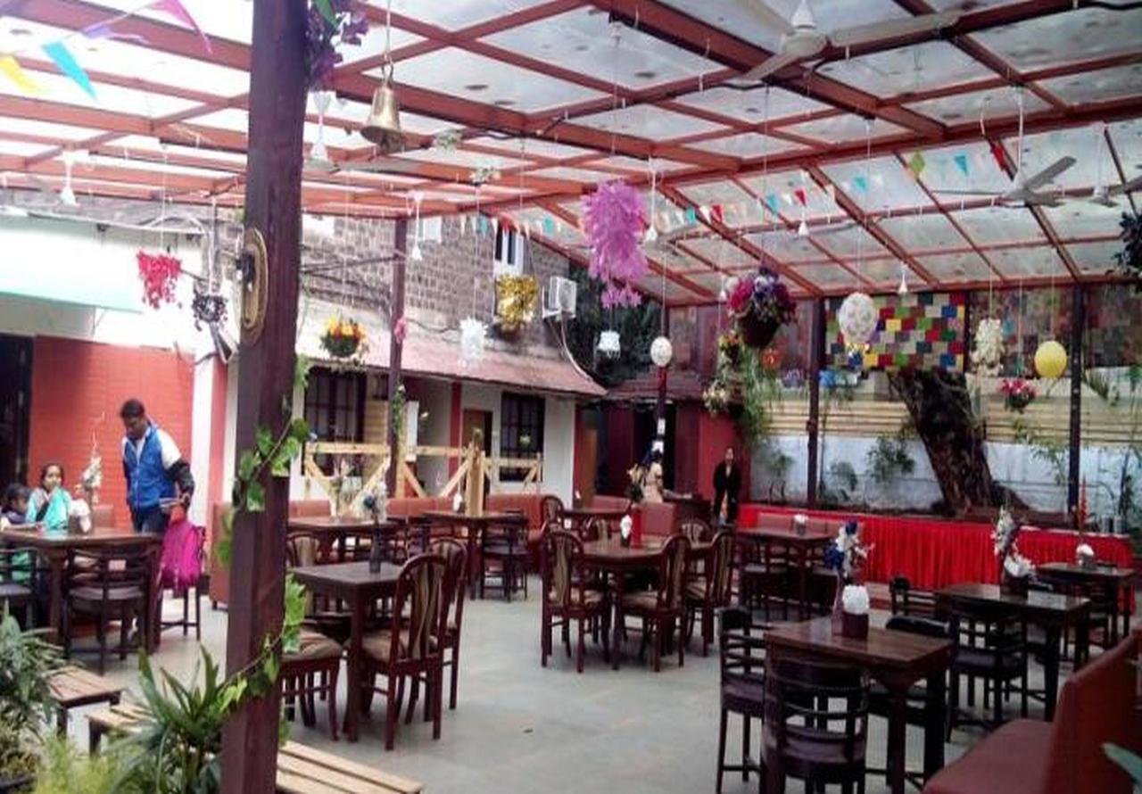 Hotel Ritz Pune Exterior foto