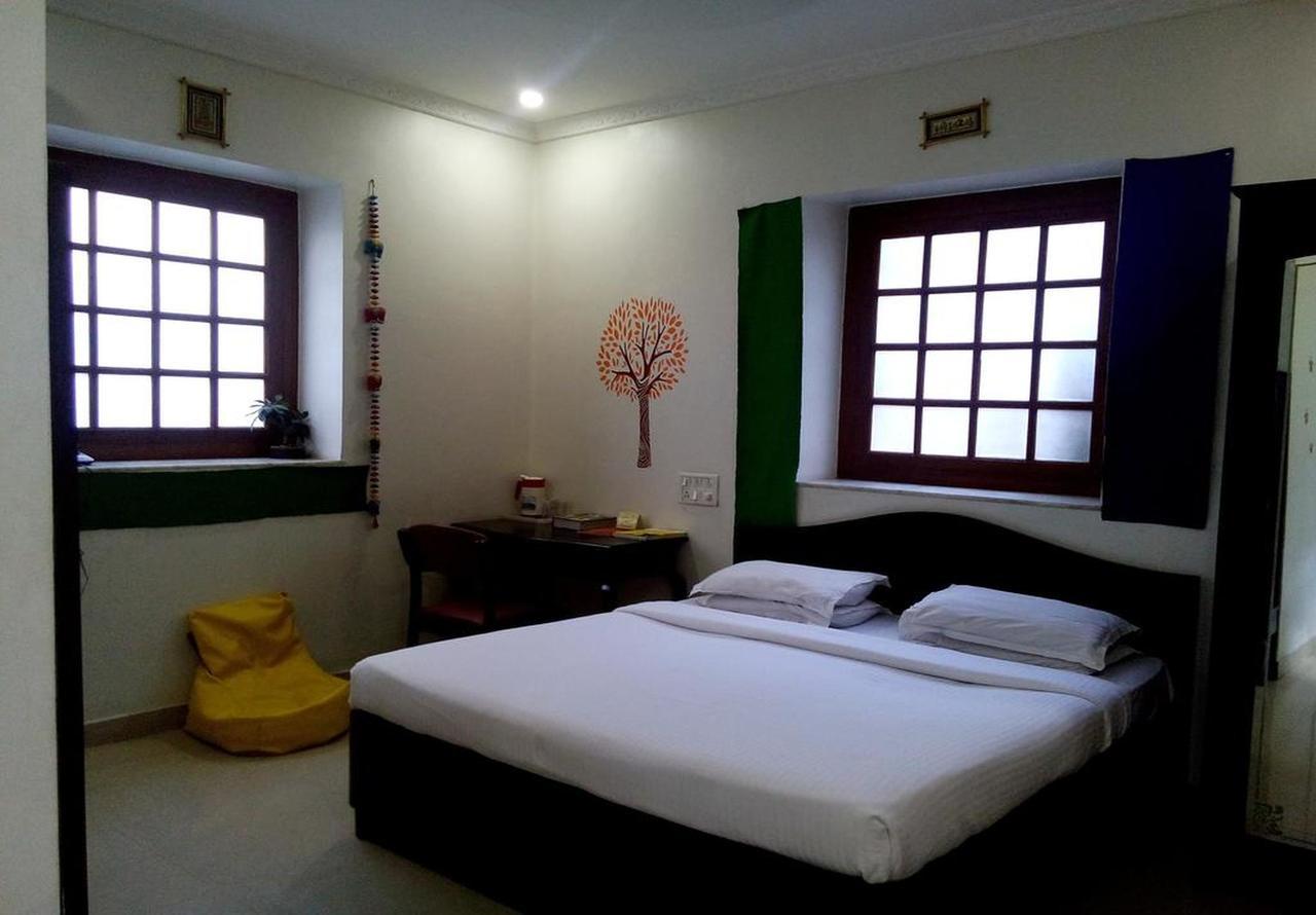 Hotel Ritz Pune Exterior foto