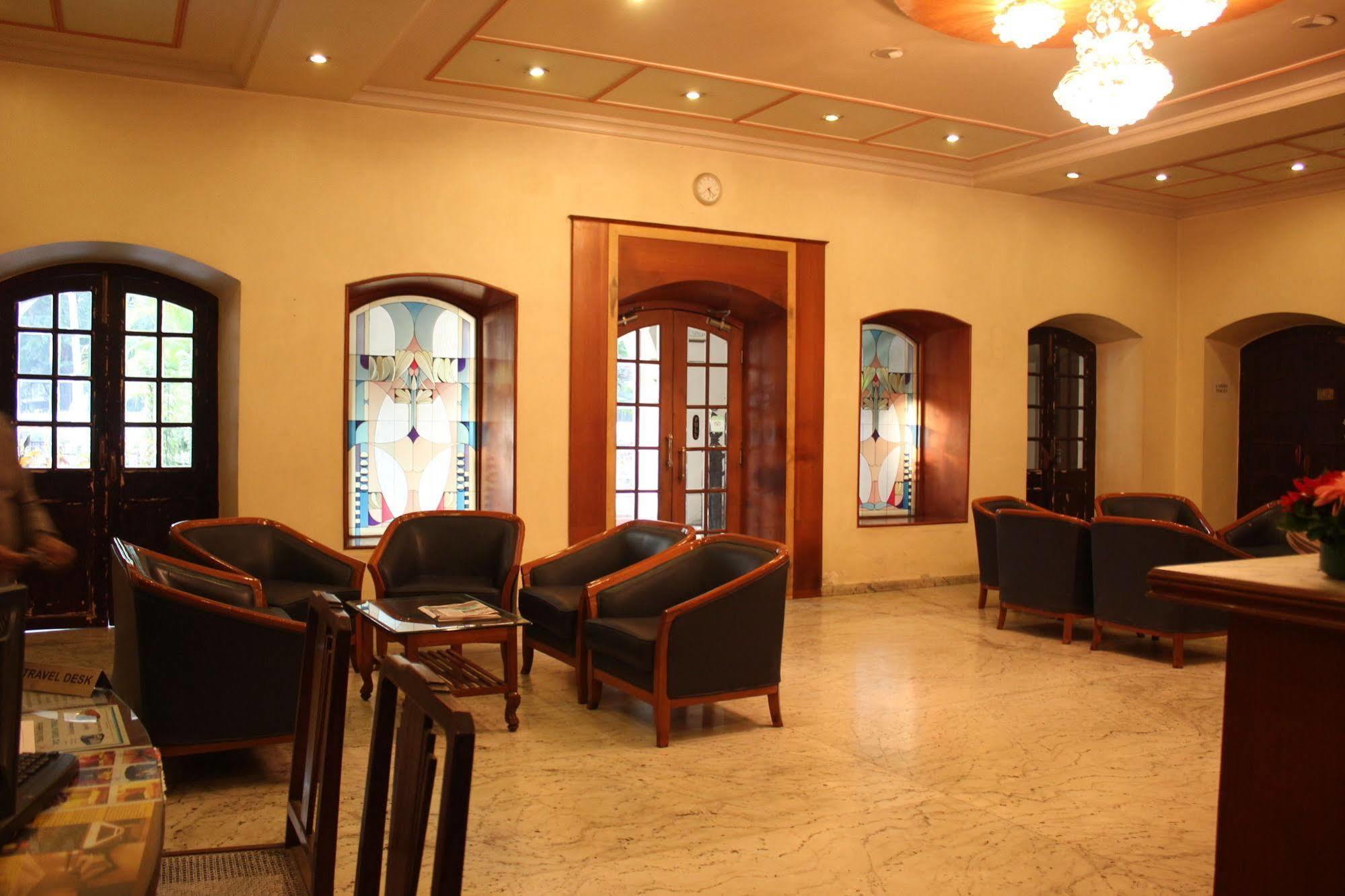 Hotel Ritz Pune Exterior foto